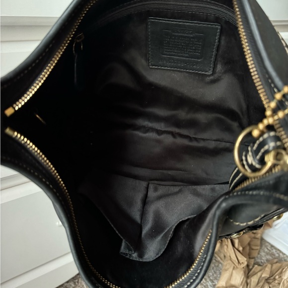 Coach Black Leather Hampton Ergo Shoulder Bag - Picture 12 of 15